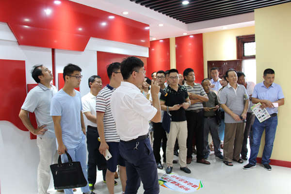 標準化建設2_副本.jpg 標準化建設2_副本.jpg