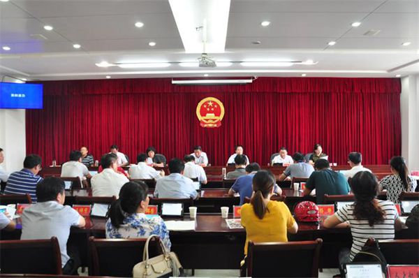 縣十六屆人大常委會第八次會議_副本.jpg 縣十六屆人大常委會第八次會議_副本.jpg