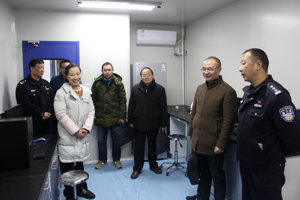 葛鵬同志深入公安局、范崗鄉調研工作(改).jpg 葛鵬同志深入公安局、范崗鄉調研工作(改).jpg