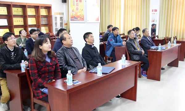 在文廣新局看站點_副本.jpg 在文廣新局看站點_副本.jpg