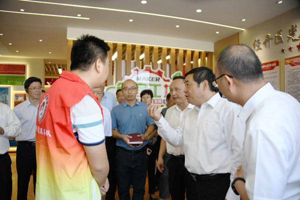 CpYIYGFRPKOAOdYTAADUX2XWdwE603.jpg CpYIYGFRPKOAOdYTAADUX2XWdwE603.jpg