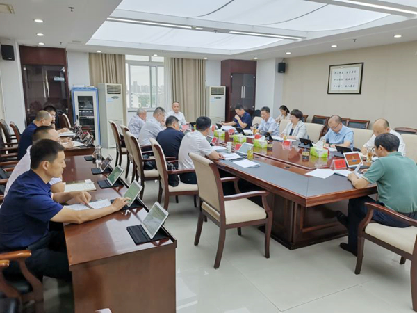 CpYIYGMPTmCAcnntAAELE3thLus040.jpg CpYIYGMPTmCAcnntAAELE3thLus040.jpg